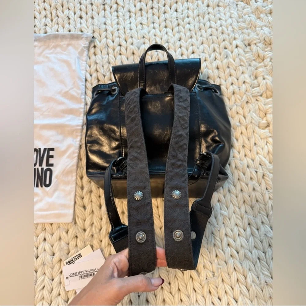 LOVE MOSCHINO couture authentic vintage leather
Black Backpack wt tags - Picture 13 of 17